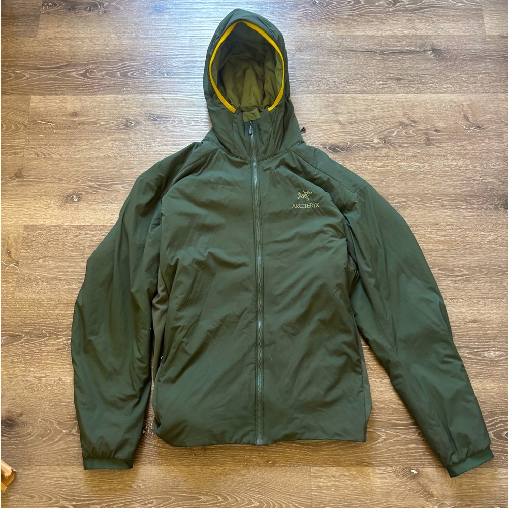 Arc'teryx Men's Olive Windbreaker with Yellow Trim